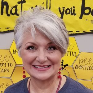 Meet your Posher, Debra